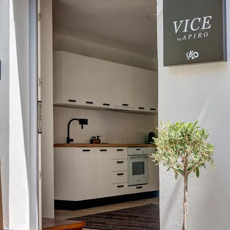 Vice By Apiro Syros * Ermoupoli